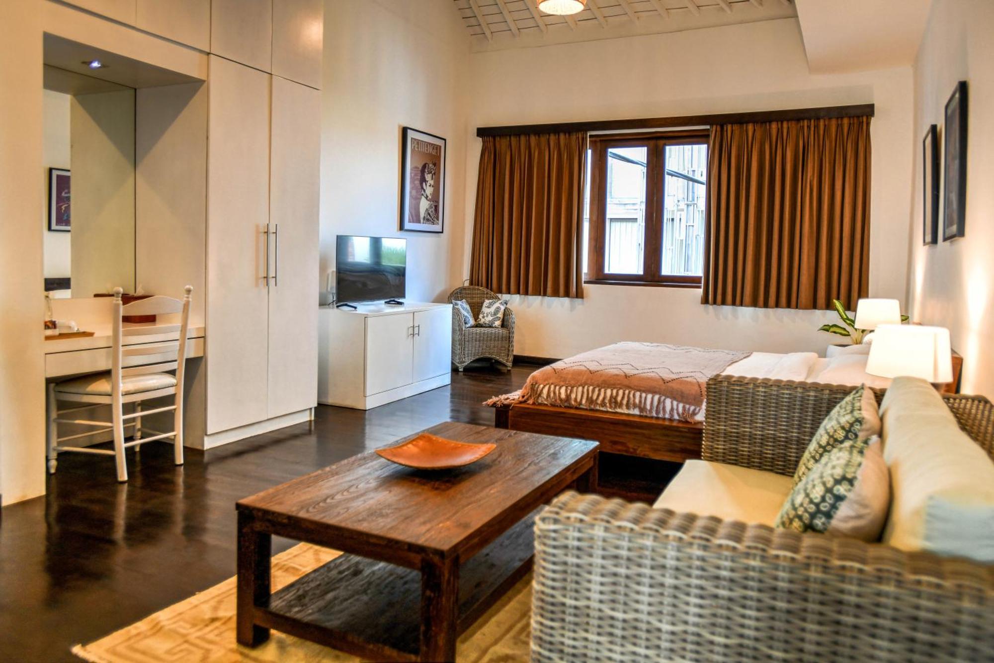 Melo Suites Hotel Seminyak  Bagian luar foto